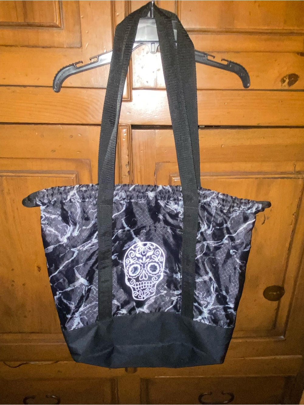 Thirty-One Gifts Cinch Utility Tote Drawstring Bag Black Marble Sugar Skull